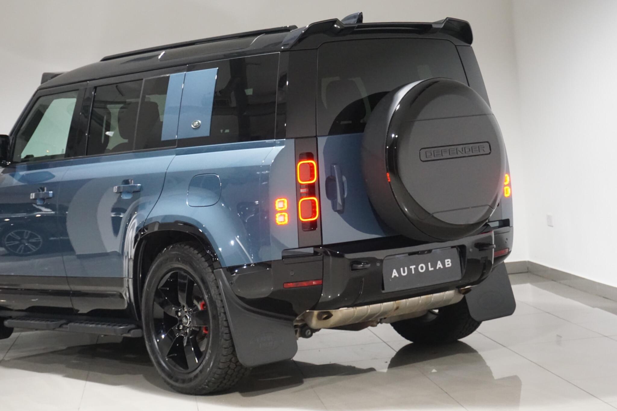 Land Rover Defender 110 2.0 P400e 15.4kWh X-Dynamic HSE SUV 5dr Petrol Plug-in Hybrid Auto 4WD Euro 6 (s/s) (404 ps)